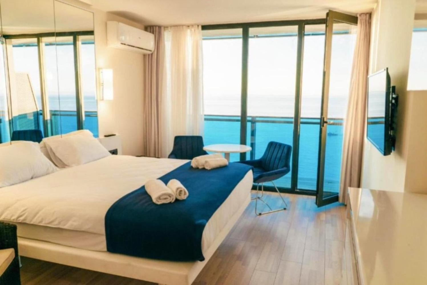 Panorama Black Sea View & Aparthotel Batumi Exterior photo